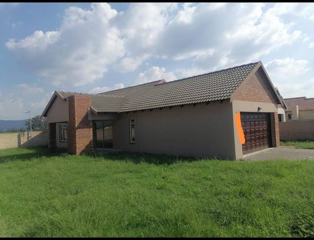 3 BEDROOM HOUSE FOR SALE IN WATERKLOOF